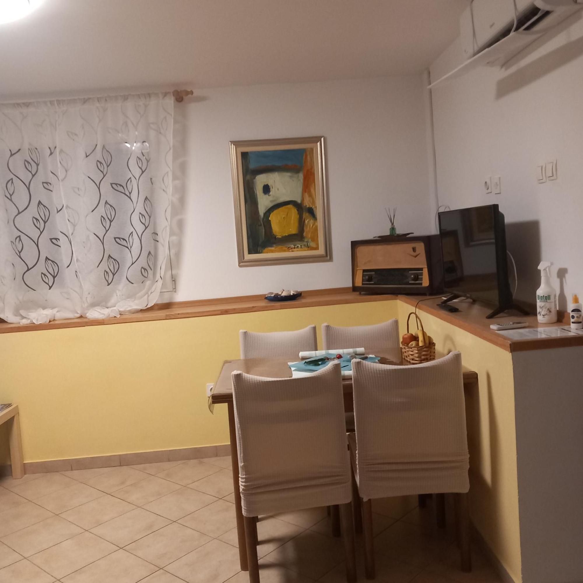 Apartmani Bozic-Omišalj Esterno foto